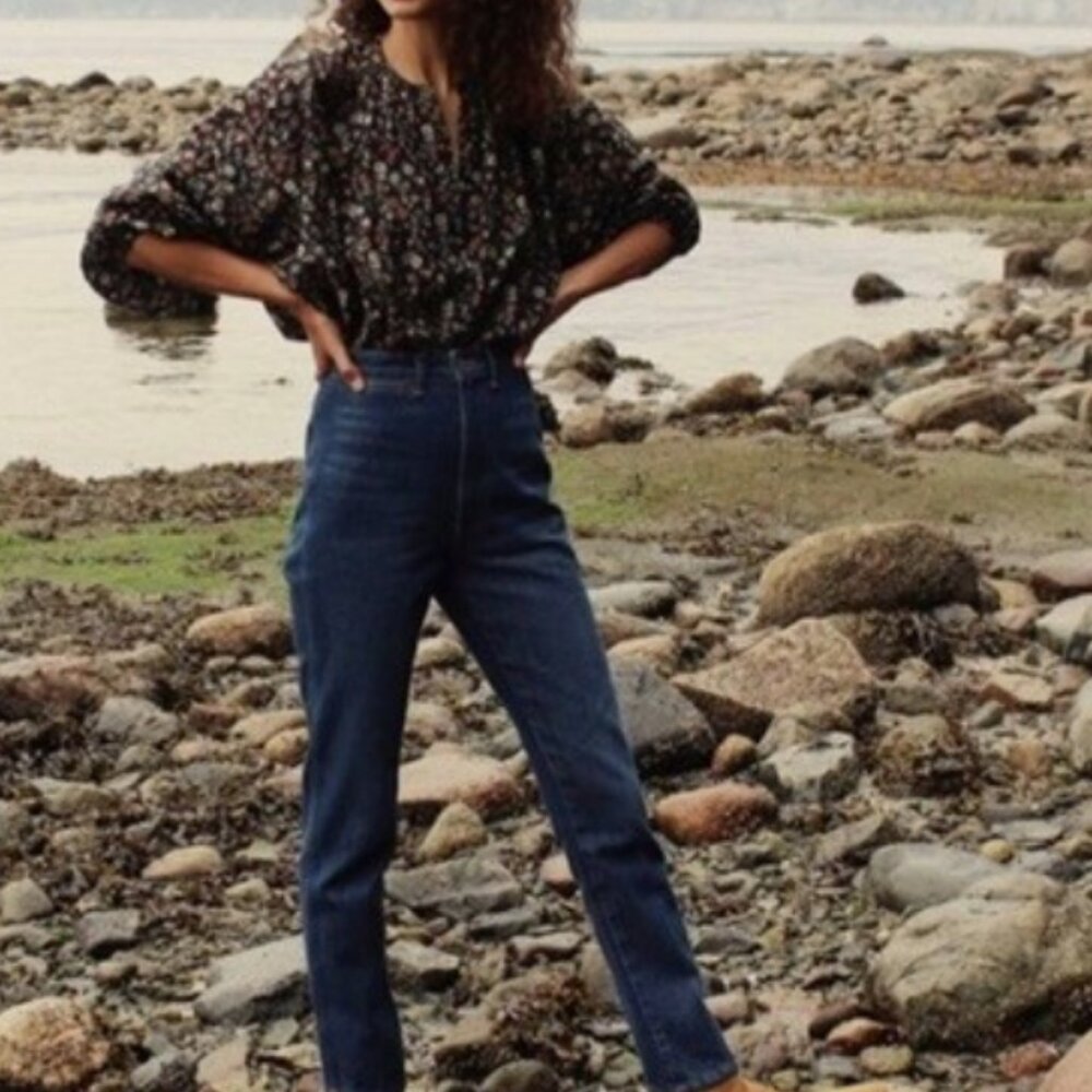 Doen Deep Blue Straight Jeans